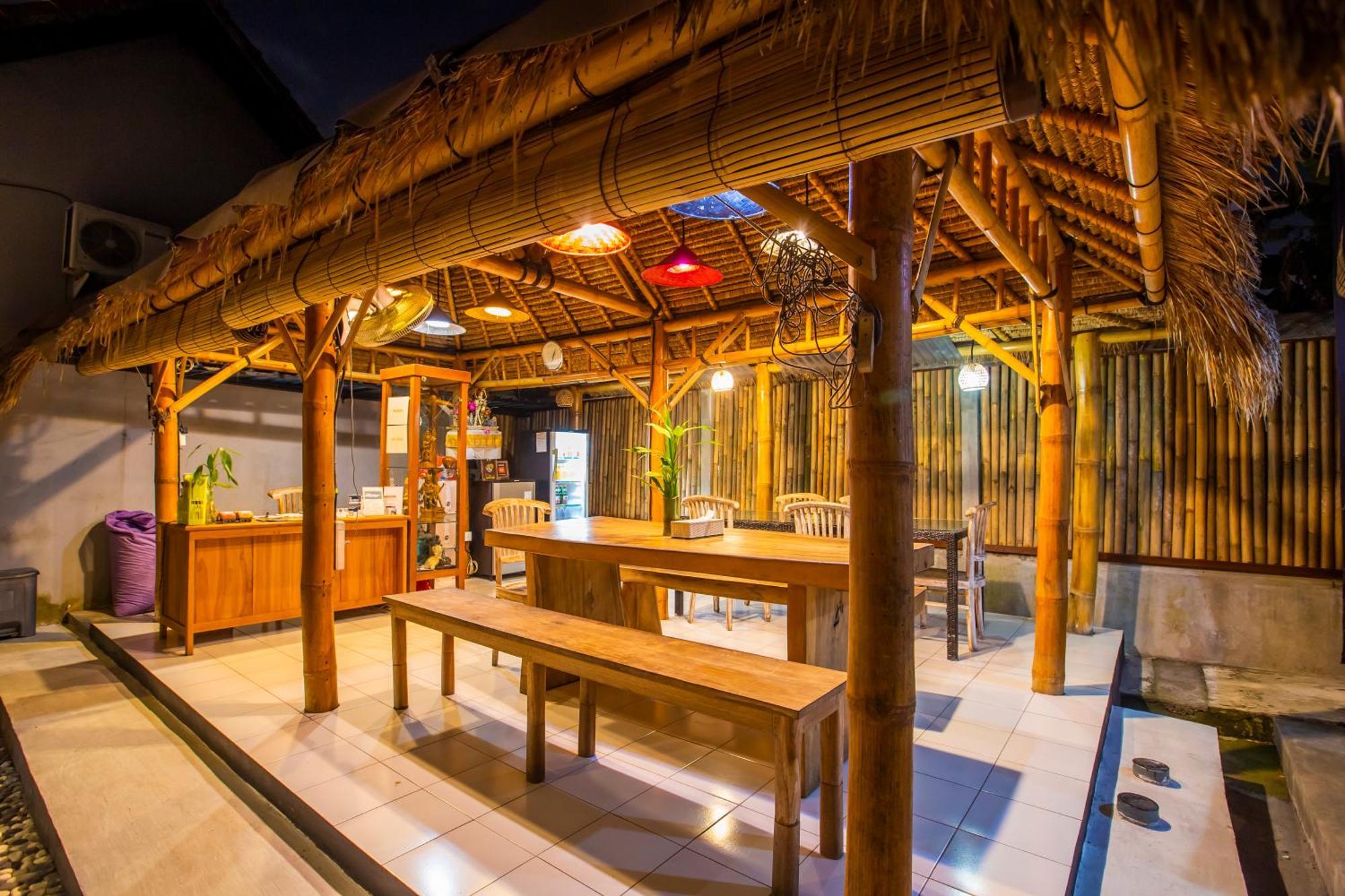 The Nest Canggu Hostel Exterior photo