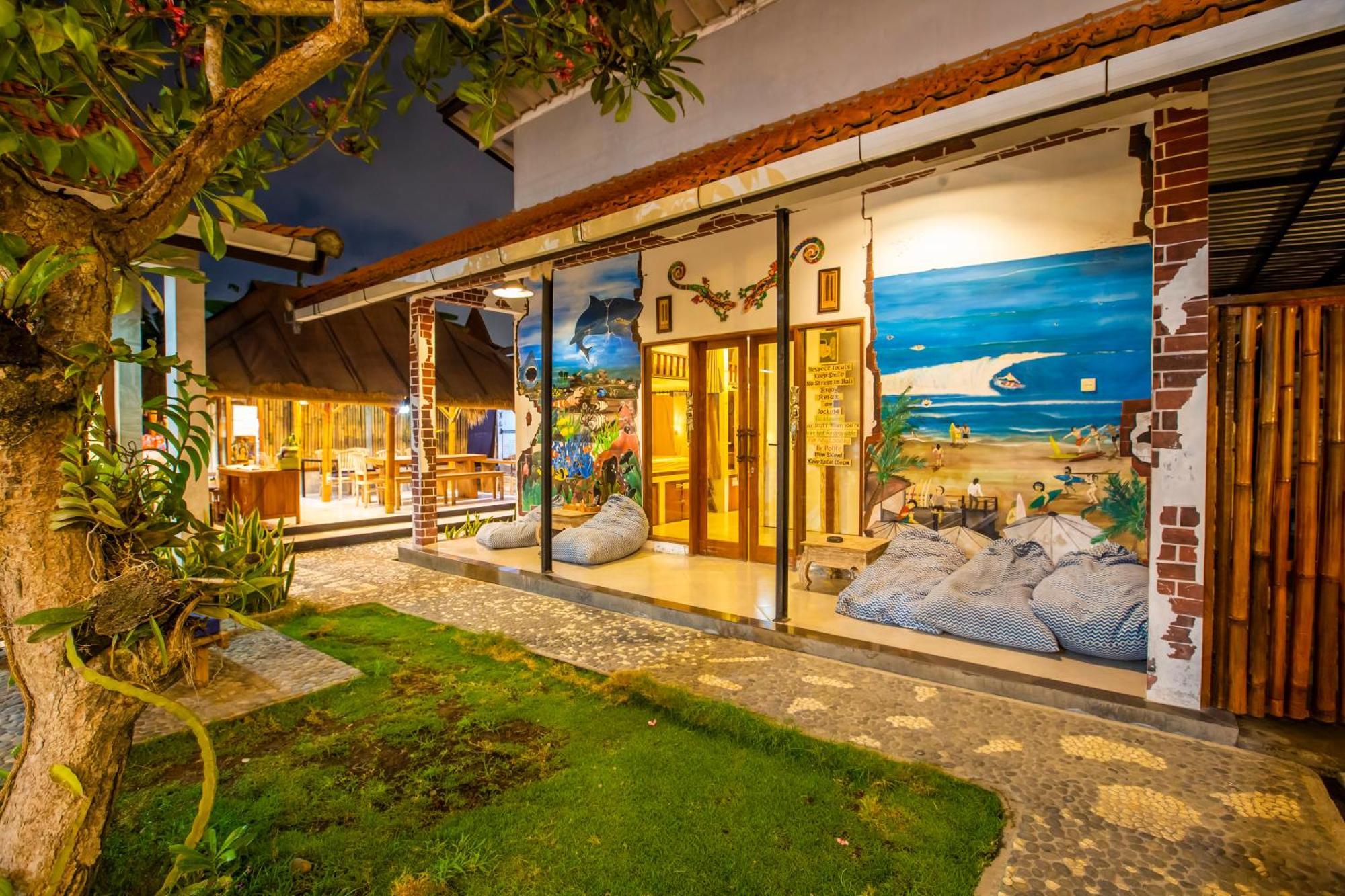 The Nest Canggu Hostel Exterior photo